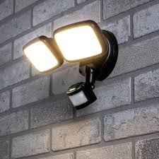 Best Type of Outdoor Security Lighting